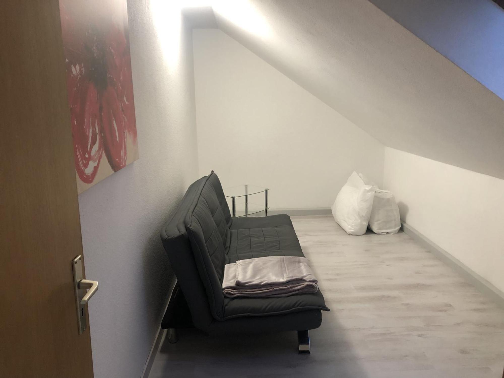 Moderne Vollmoeblierte Wohnung Цвиккау Экстерьер фото